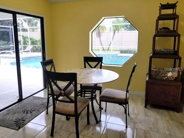 $3,200 | 3857 Kingston Boulevard, Sarasota, FL 34238