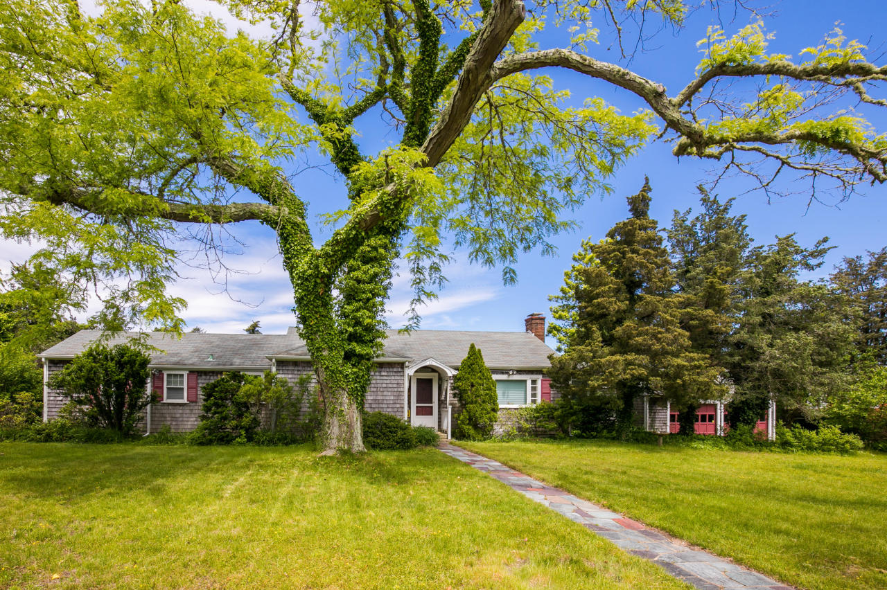 26 Hines Point Road Vineyard Haven, MA 02568 - Photo 8 of 29 Additional Photo