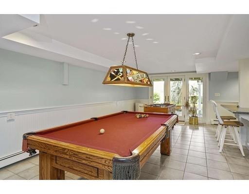 336 Lexington Road Concord, MA 01742 - Photo 23 of 29 a room with furniture and window