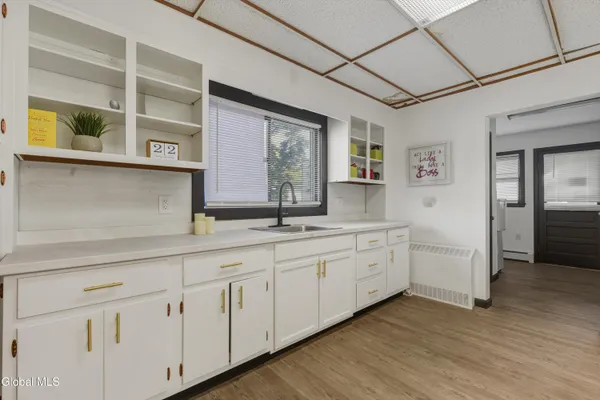 $2,000 | 460 Maple Avenue, Greenfield, NY 12866