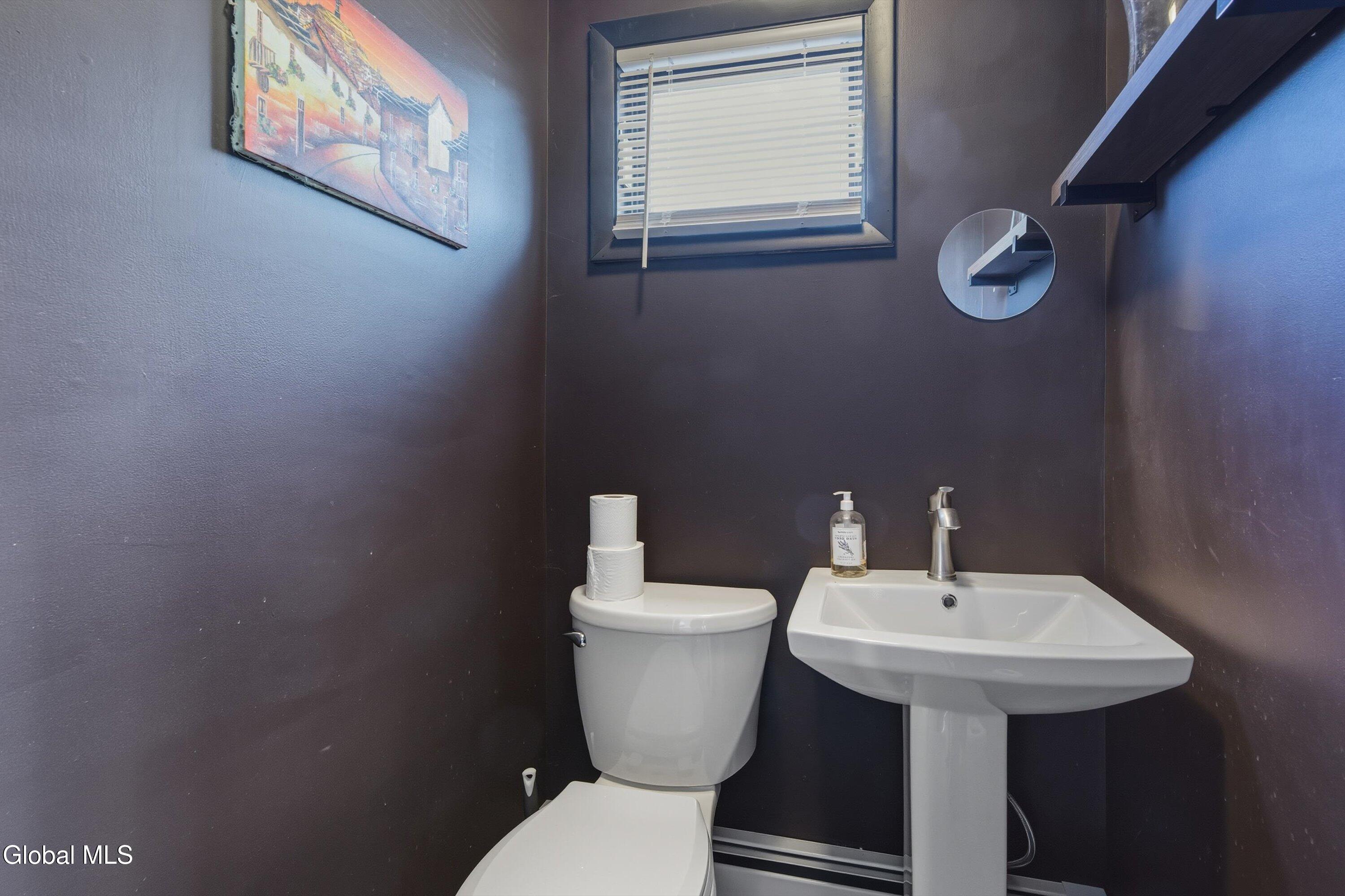 460 Maple Avenue Greenfield, NY 12866 - Photo 10 of 16 Bathroom