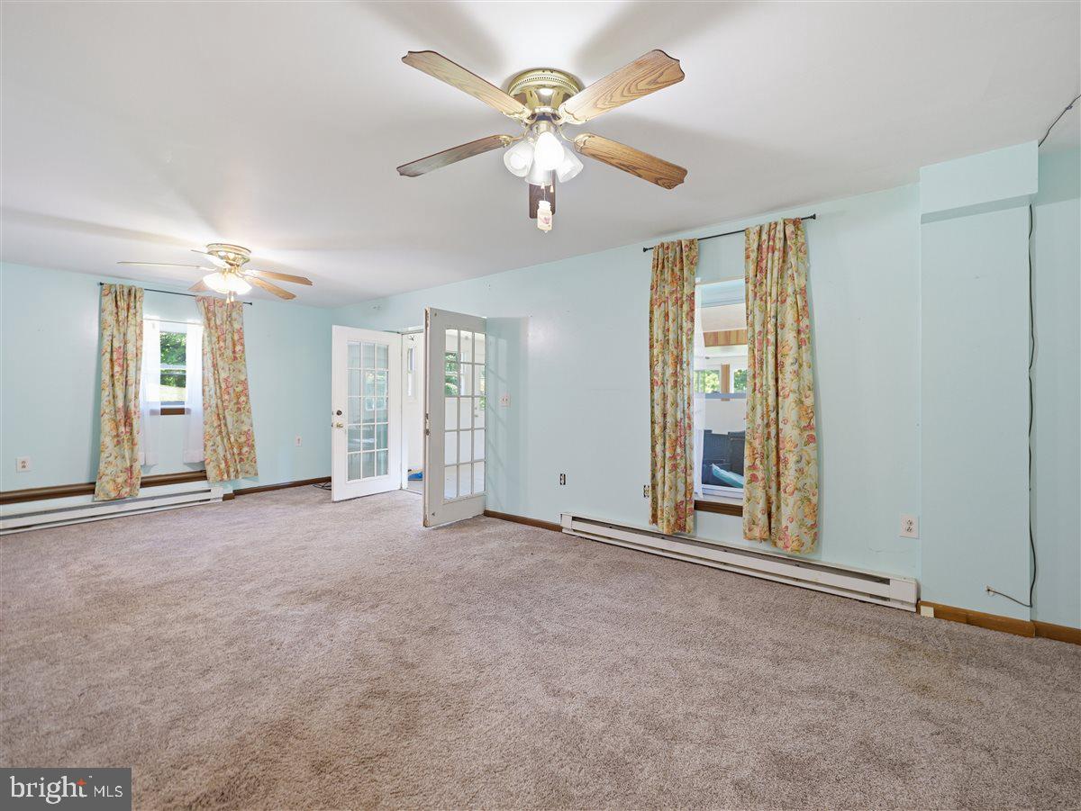 2915 Fry Road Jefferson, MD 21755 - Photo 26 of 61 Lower Level In-Law Suite