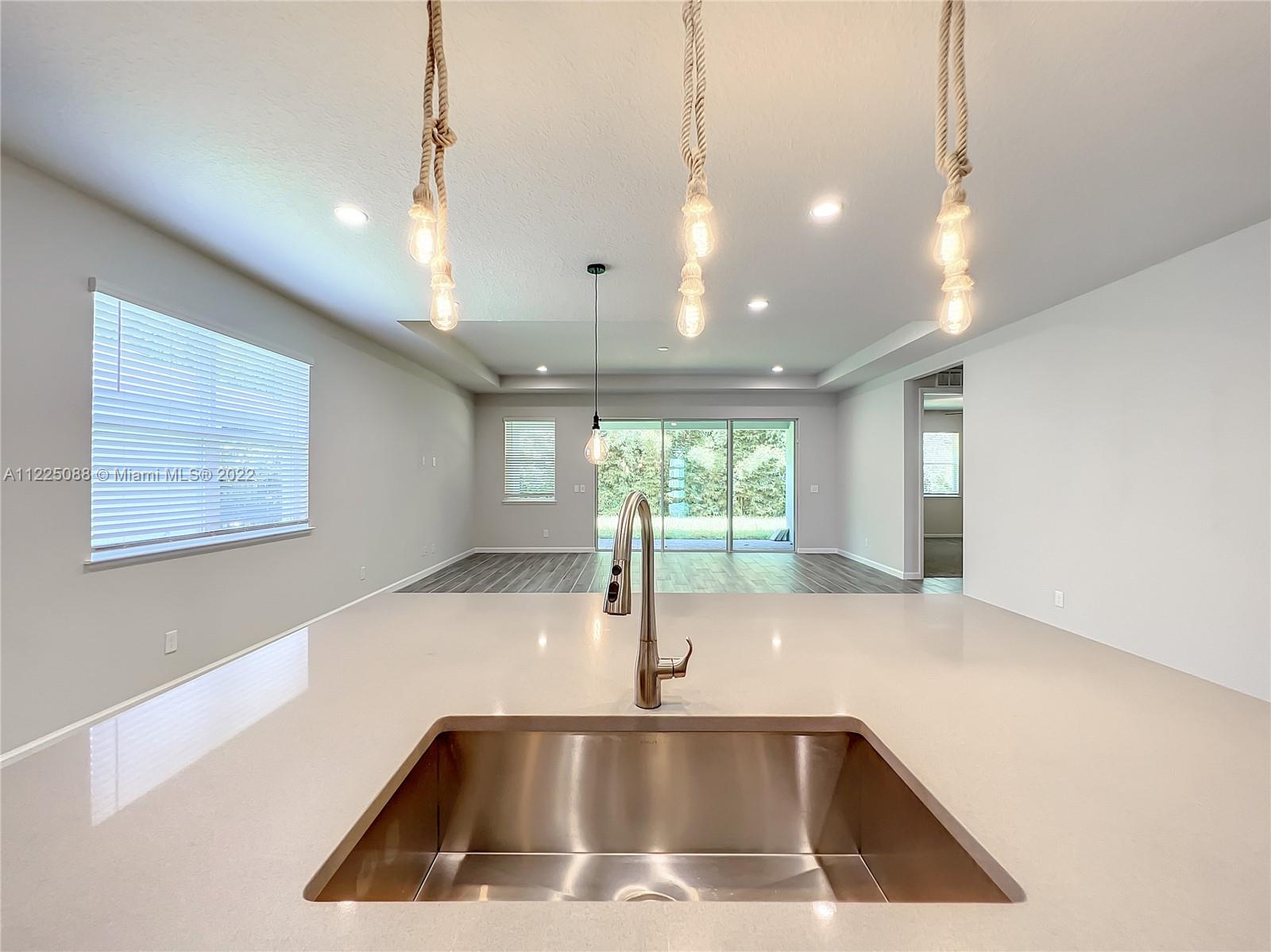 2419 Park Ridge Apopka, FL 32712 - Photo 12 of 62 Gallery Image 12