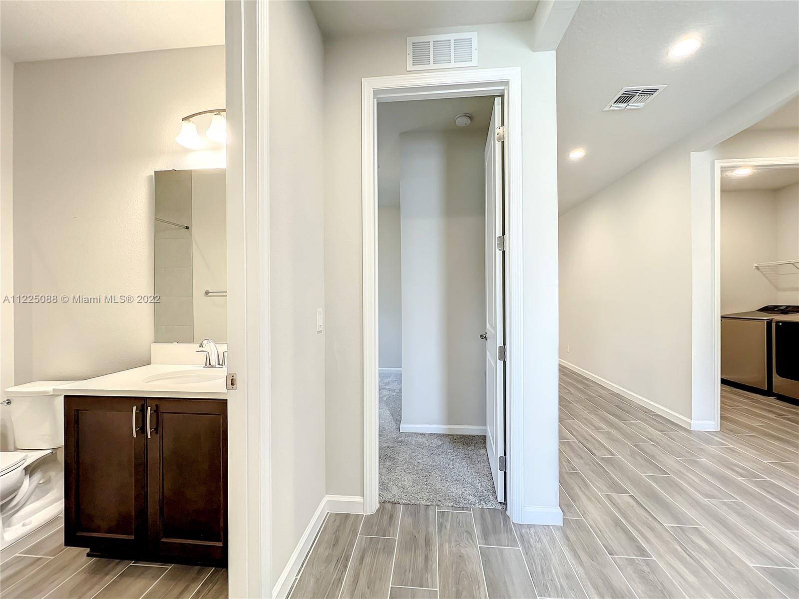 2419 Park Ridge Apopka, FL 32712 - Photo 29 of 62 Gallery Image 29