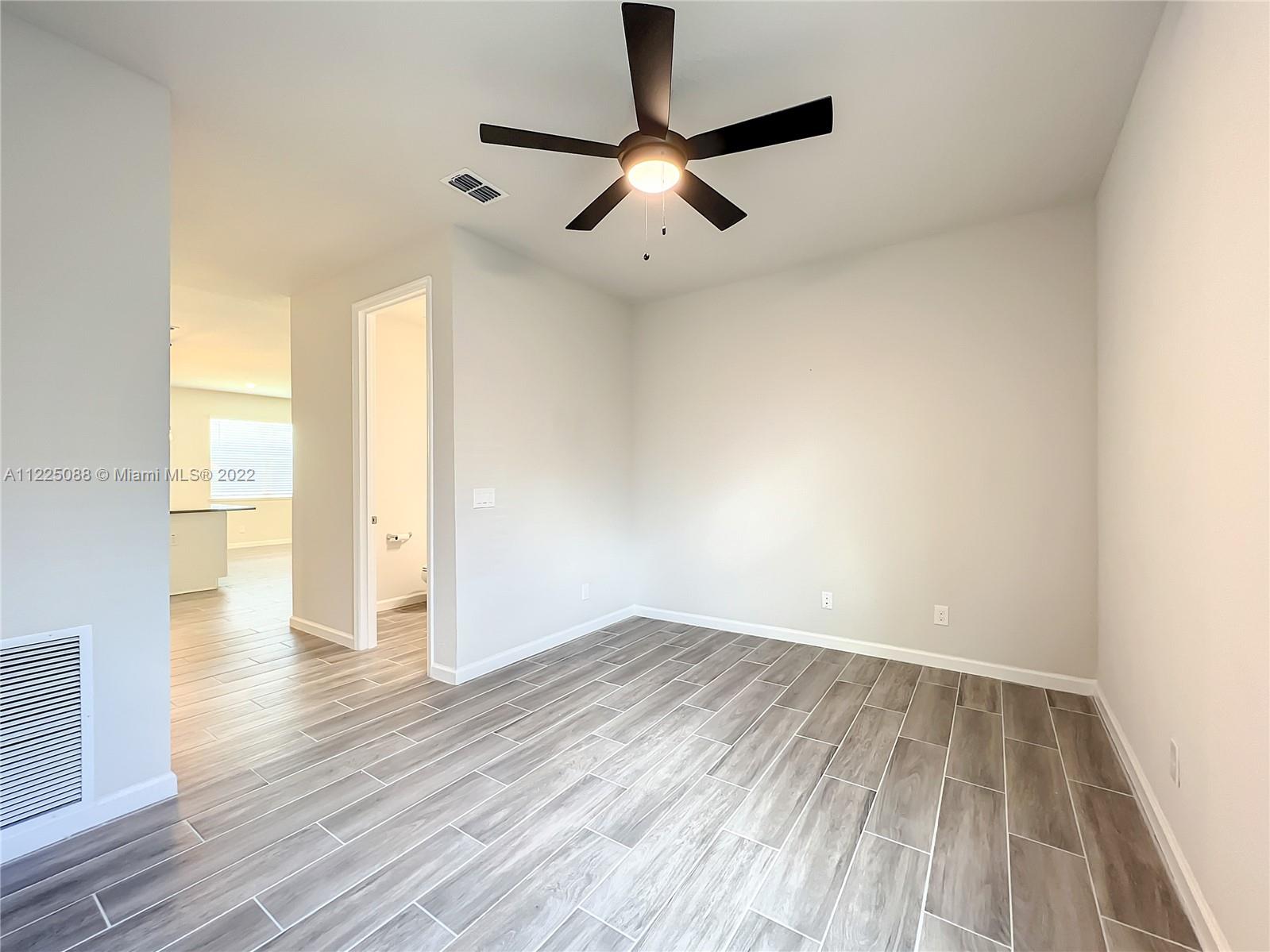 2419 Park Ridge Apopka, FL 32712 - Photo 34 of 62 Gallery Image 34