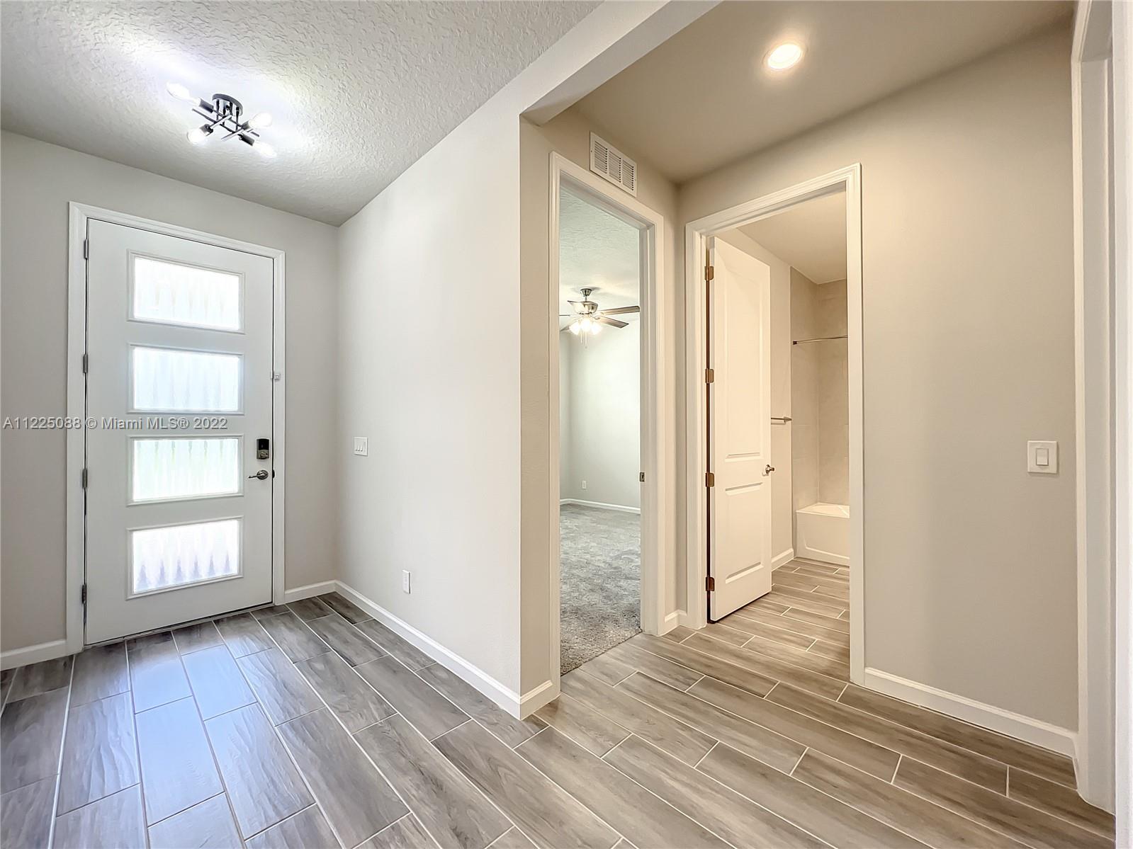 2419 Park Ridge Apopka, FL 32712 - Photo 5 of 62 Gallery Image 5
