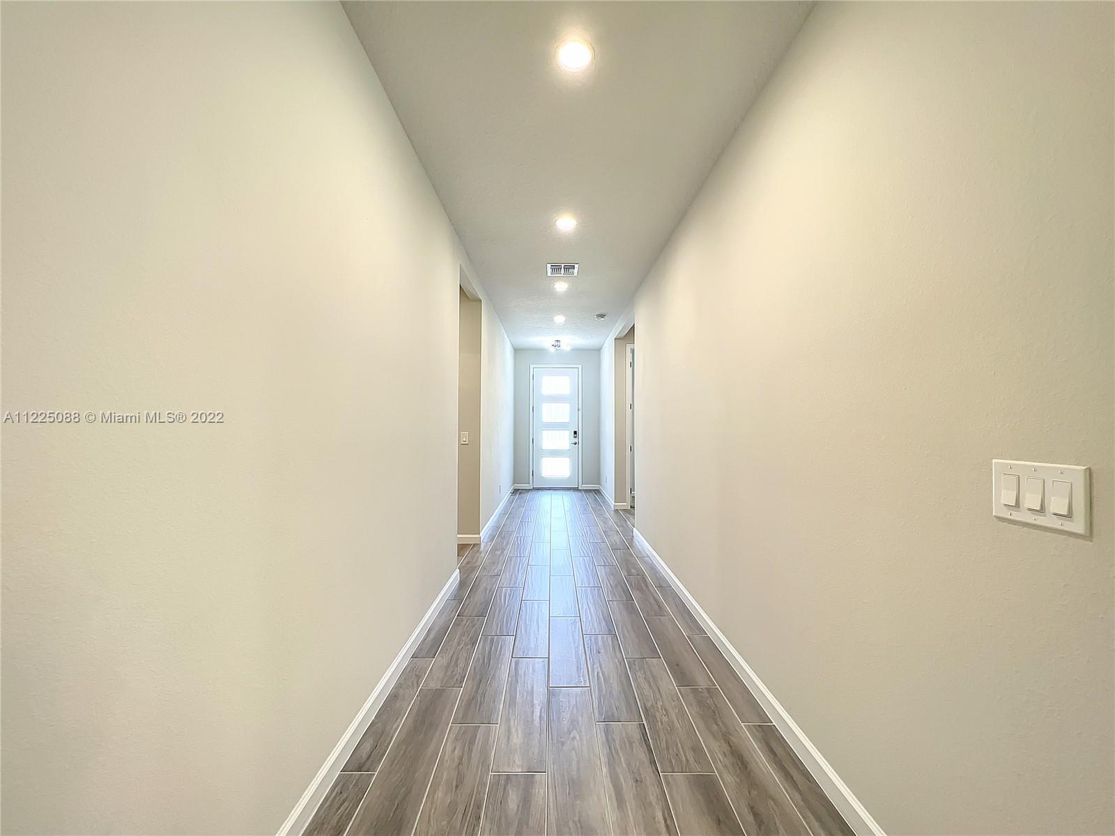 2419 Park Ridge Apopka, FL 32712 - Photo 6 of 62 Gallery Image 6