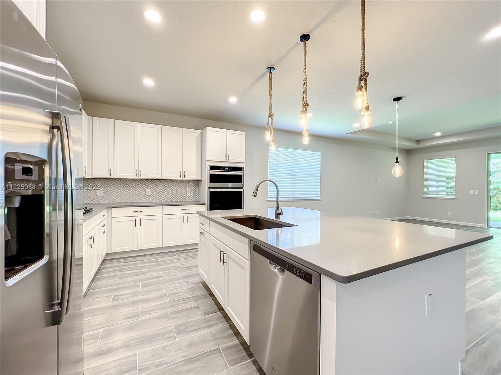 2419 Park Ridge Apopka, FL 32712 - Photo 8 of 62 Gallery Image 8