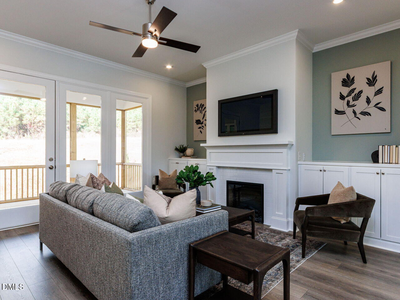6052 Scalybark Road Durham, NC 27712 - Photo 6 of 29 008-1280x960-living-room