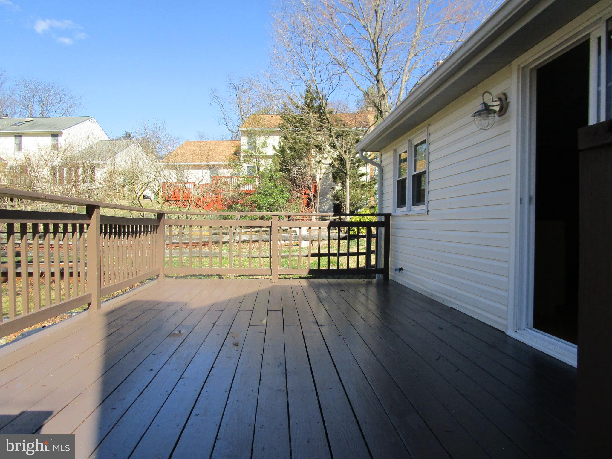 10128 Roveout Lane Columbia, MD 21046 - Photo 35 of 35 Deck