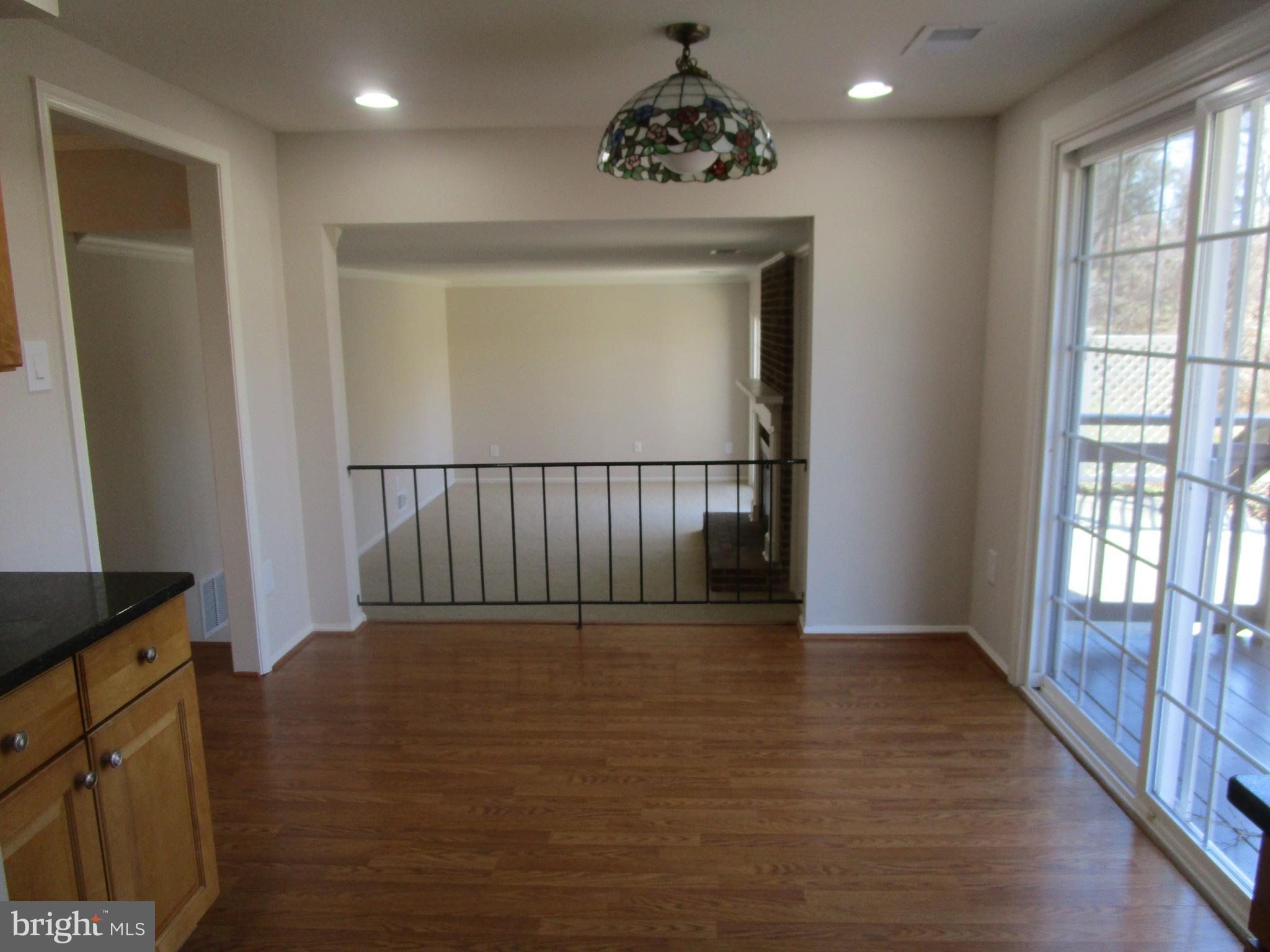 10128 Roveout Lane Columbia, MD 21046 - Photo 9 of 35