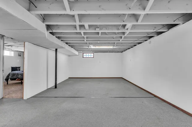 $164,900 | 23307 Willard Avenue, Warren, MI 48089