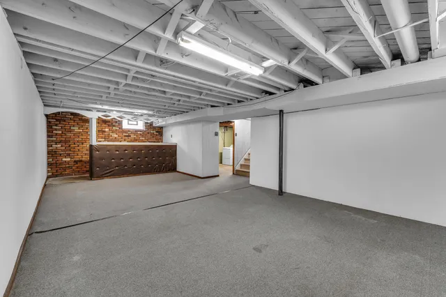 $164,900 | 23307 Willard Avenue, Warren, MI 48089