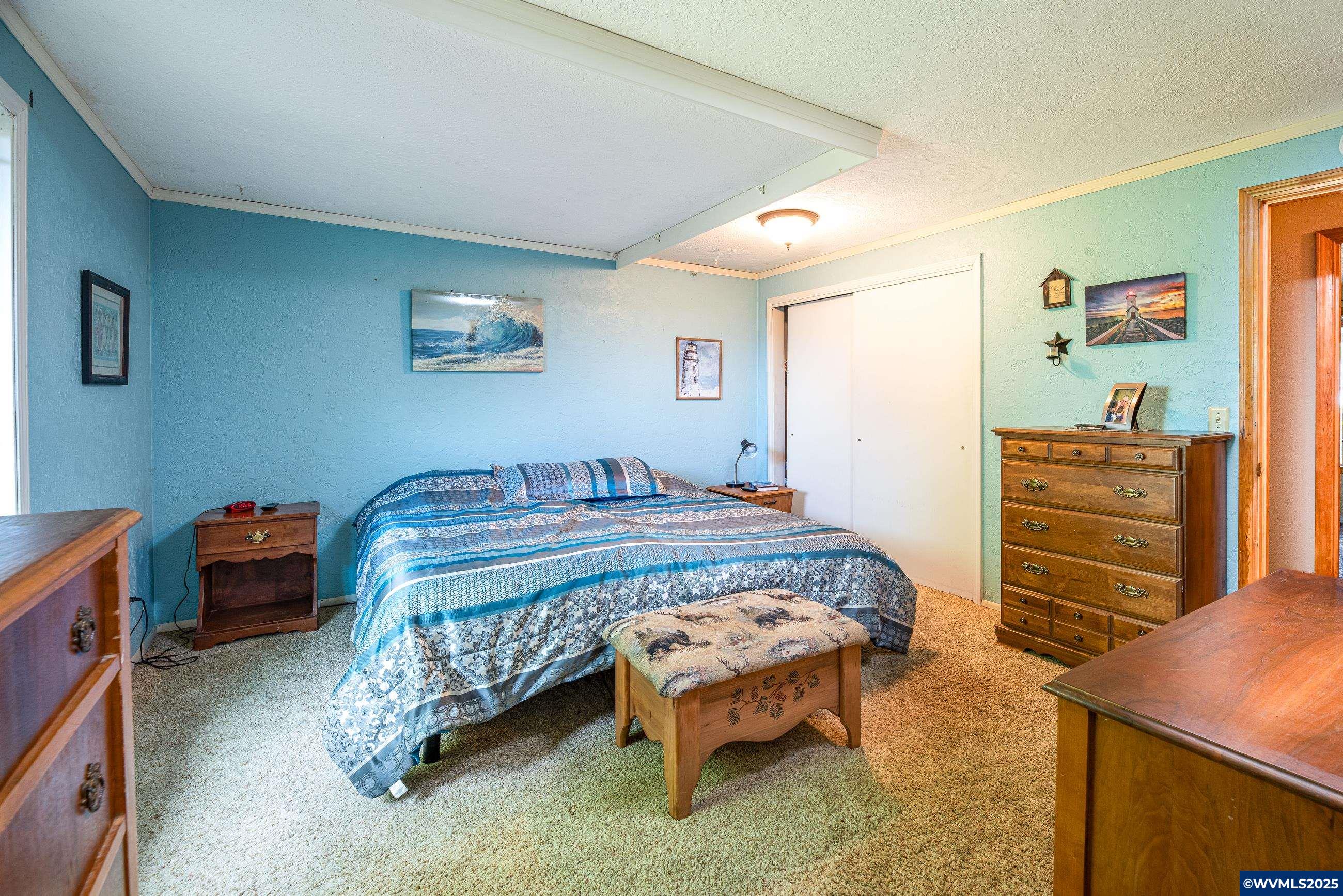 33510 Millview Way Lebanon, OR 97355 - Photo 23 of 36 Gallery Image 23