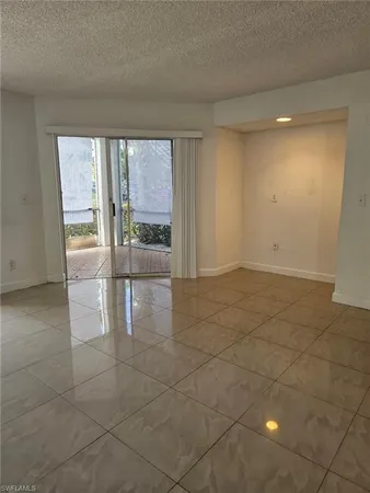 $1,950 | 108 Santa Clara Drive, Unit 4, Naples, FL 34104
