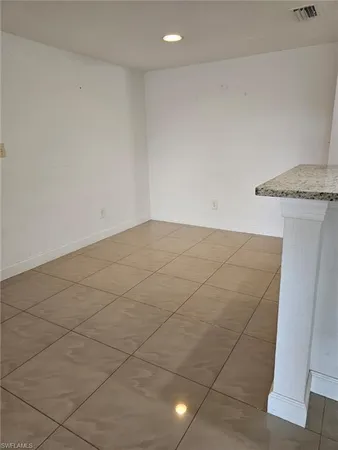 $1,950 | 108 Santa Clara Drive, Unit 4, Naples, FL 34104