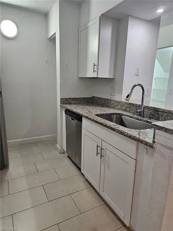 $1,950 | 108 Santa Clara Drive, Unit 4, Naples, FL 34104