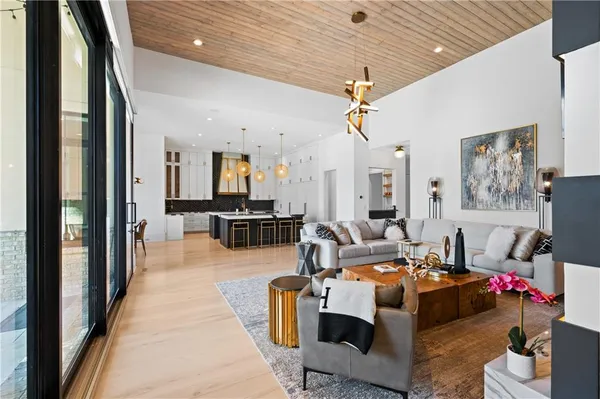 $4,295,000 | 16163 Belford Drive, Milton, GA 30004