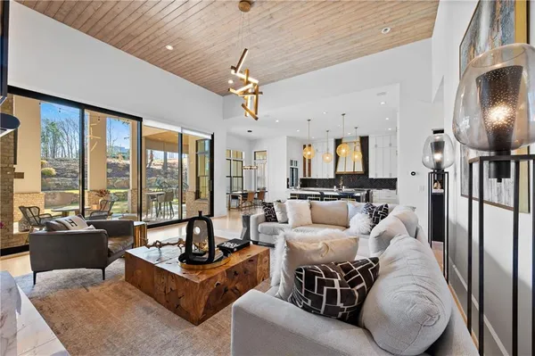 $4,295,000 | 16163 Belford Drive, Milton, GA 30004