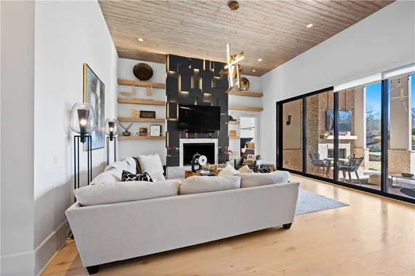 $4,295,000 | 16163 Belford Drive, Milton, GA 30004