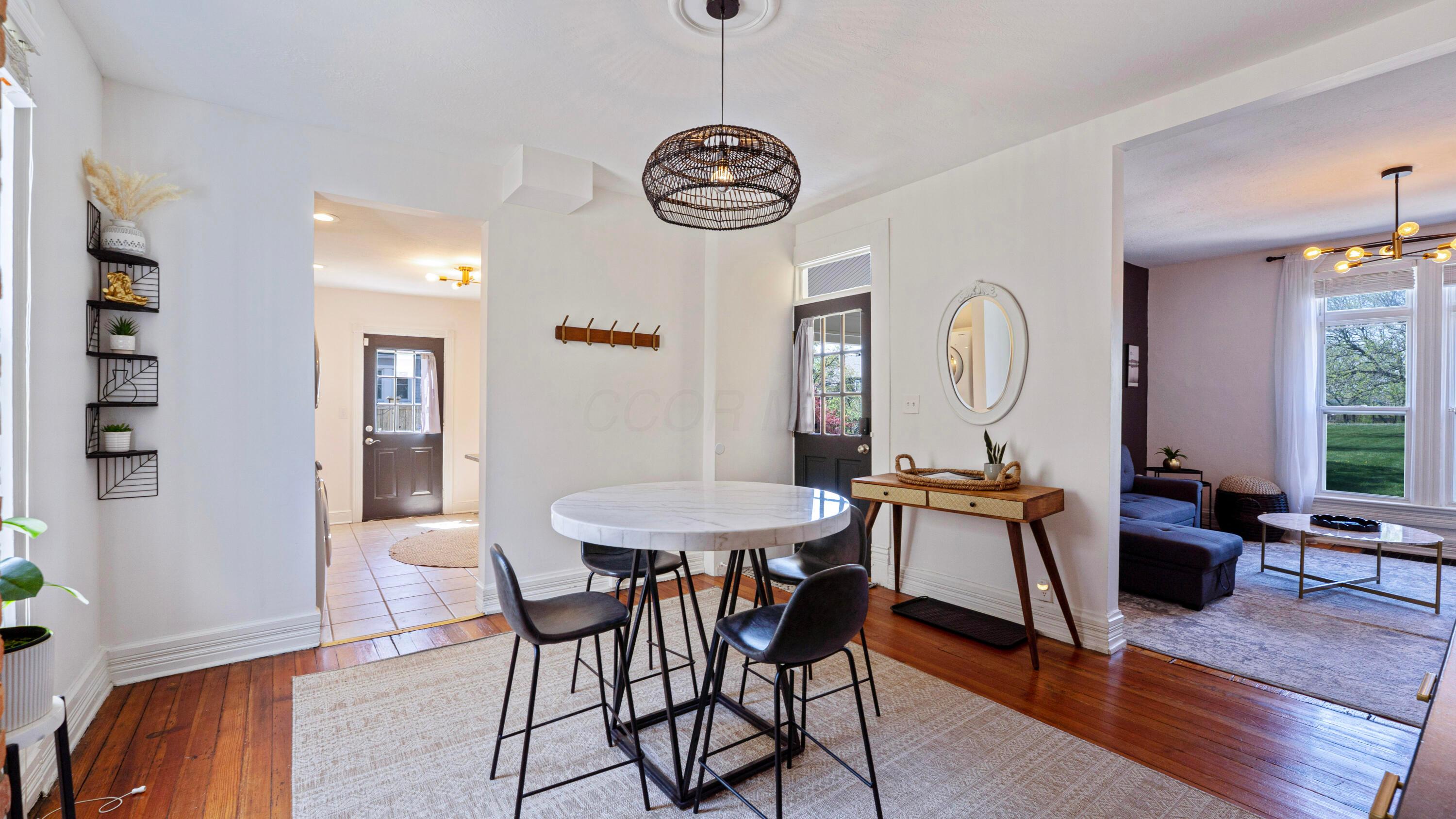 1148 Perry Street Columbus, OH 43201 - Photo 9 of 43 Dining Room