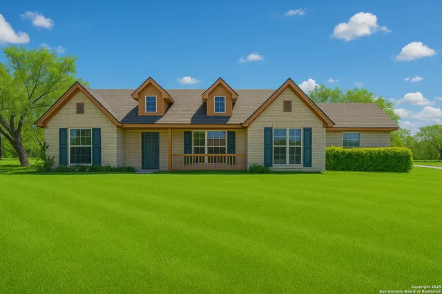 $330,000 | 475 Farm To Market 2200, Devine, TX 78016