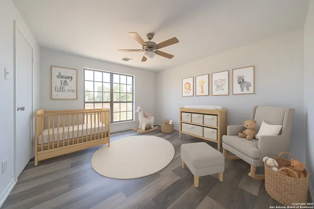 $330,000 | 475 Farm To Market 2200, Devine, TX 78016