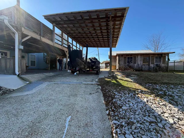 $549,000 | 4993 Pecan Lane, Jarreau, LA 70749