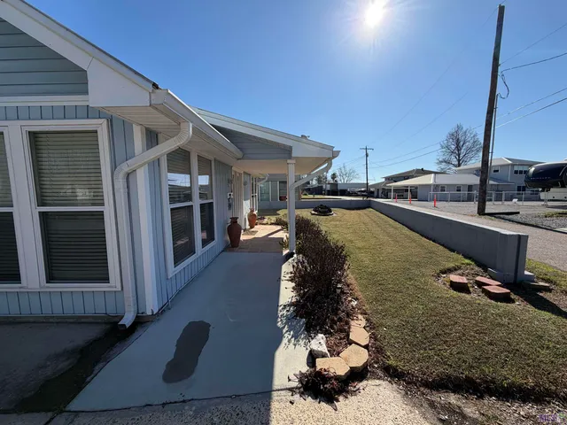 $549,000 | 4993 Pecan Lane, Jarreau, LA 70749