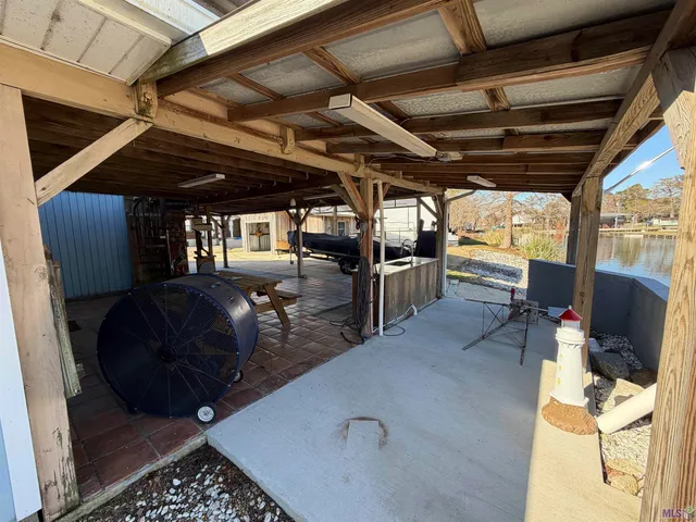 $549,000 | 4993 Pecan Lane, Jarreau, LA 70749