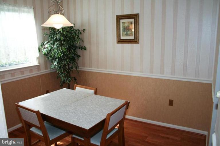 8391 Montgomery Run Road, Unit J Ellicott City, MD 21043 - Photo 15 of 15 Dining Area