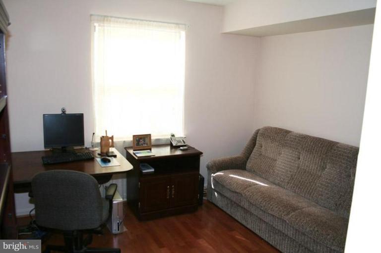8391 Montgomery Run Road, Unit J Ellicott City, MD 21043 - Photo 6 of 15 Bedroom #2
