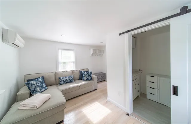 $2,500 | 85 Water Street, East Greenwich, RI 02818