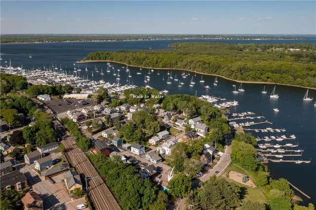 $2,500 | 85 Water Street, East Greenwich, RI 02818