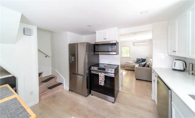 $2,500 | 85 Water Street, East Greenwich, RI 02818