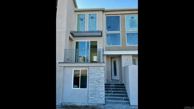 a view of an entrance of the house