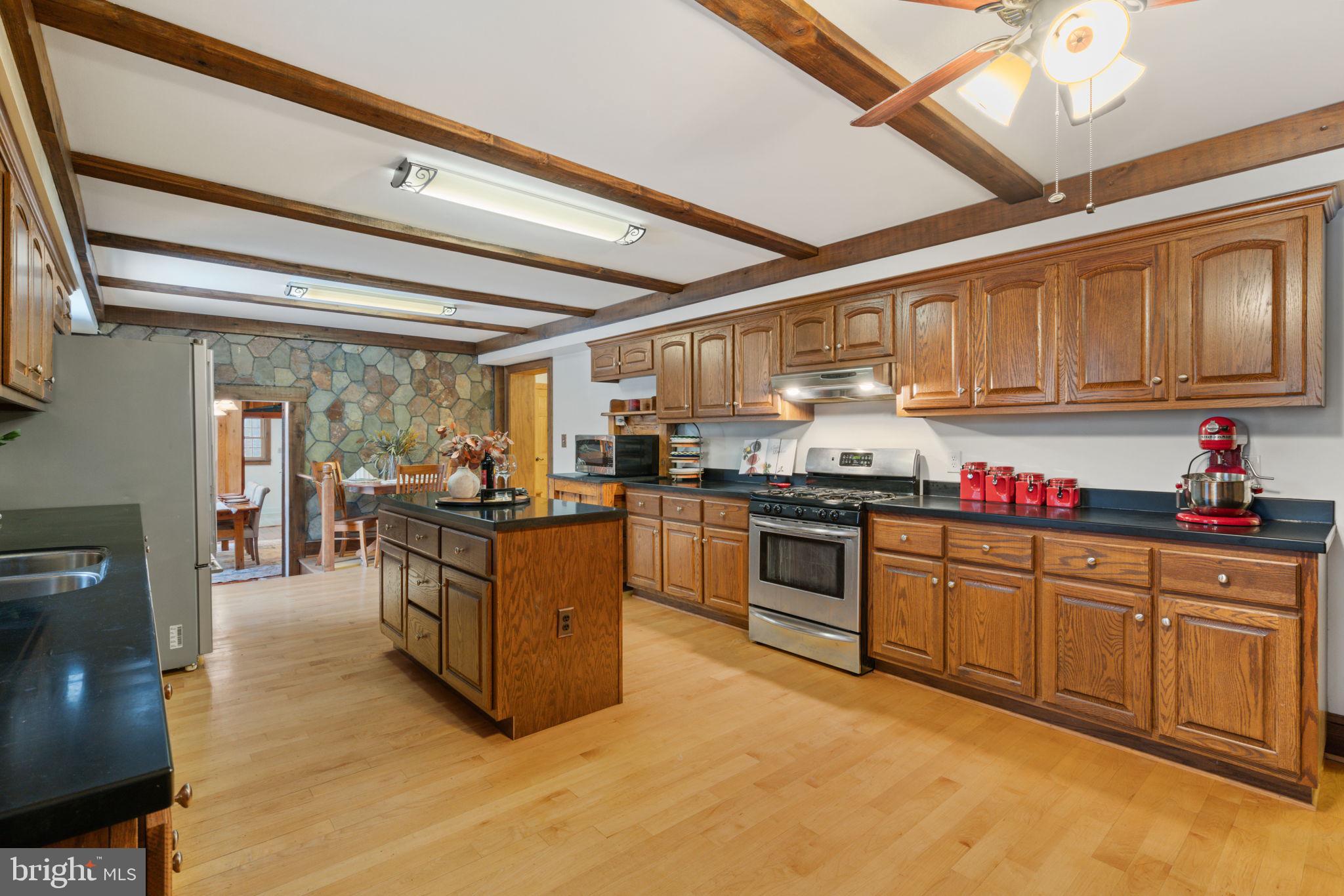 4257 Cabin Road Reva, VA 22735 - Photo 11 of 102 Main level kitchen