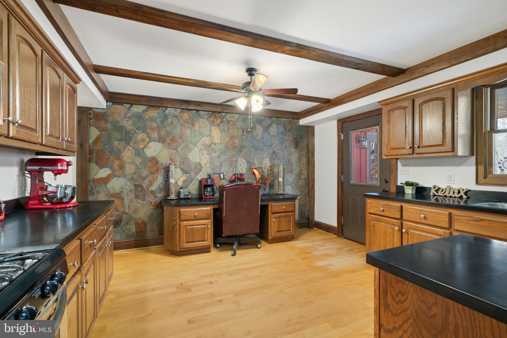 4257 Cabin Road Reva, VA 22735 - Photo 15 of 102 Main level kitchen