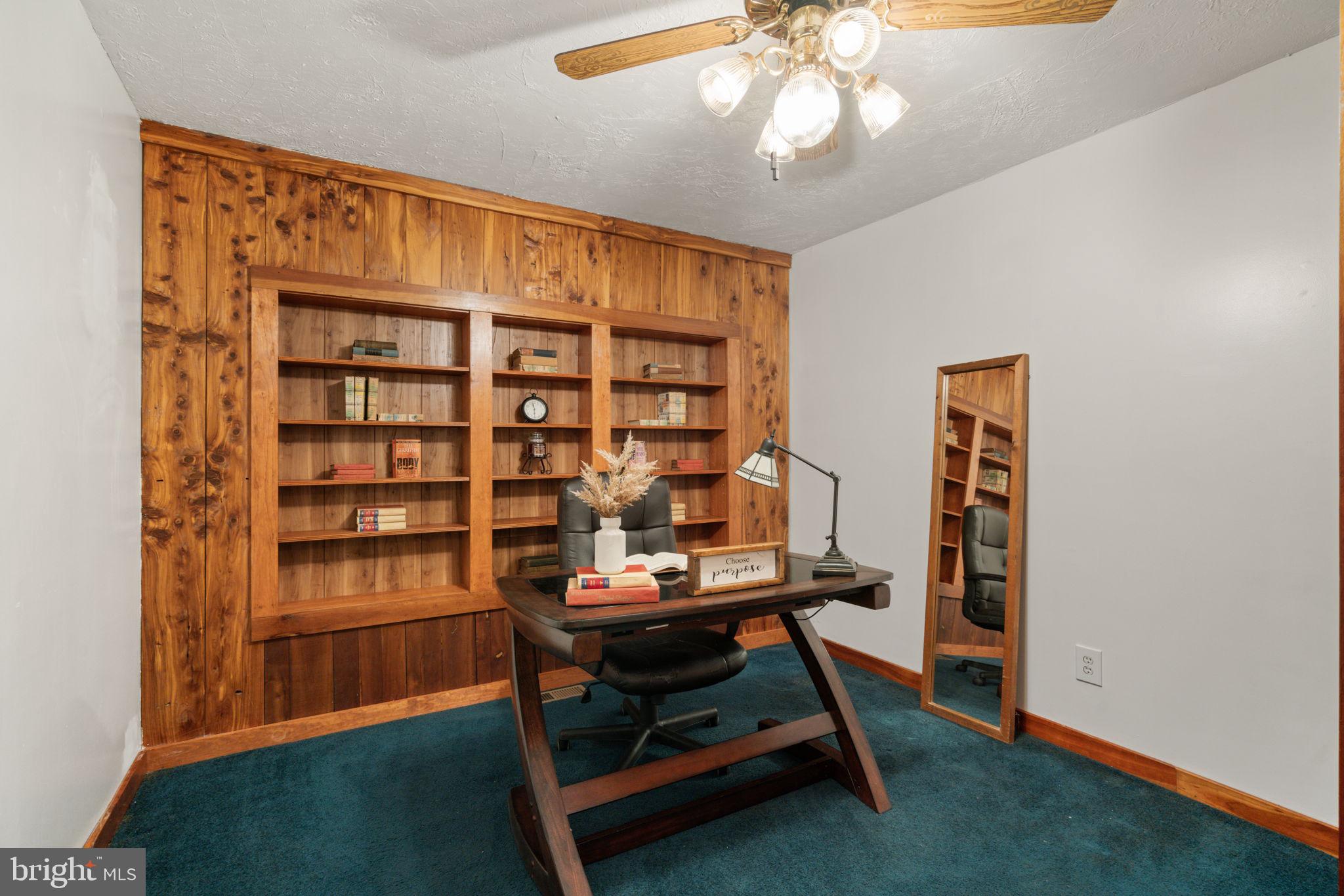 4257 Cabin Road Reva, VA 22735 - Photo 28 of 102 Main level den