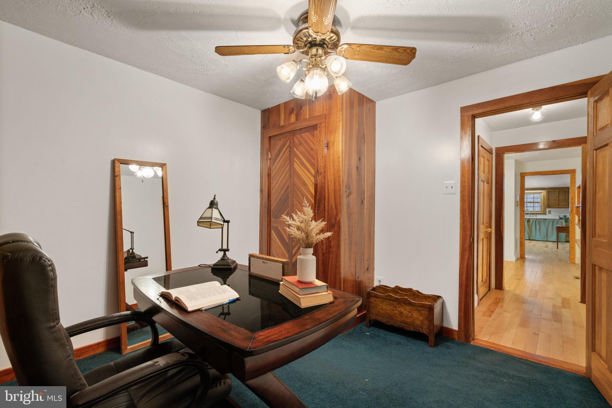 4257 Cabin Road Reva, VA 22735 - Photo 29 of 102 Main level den