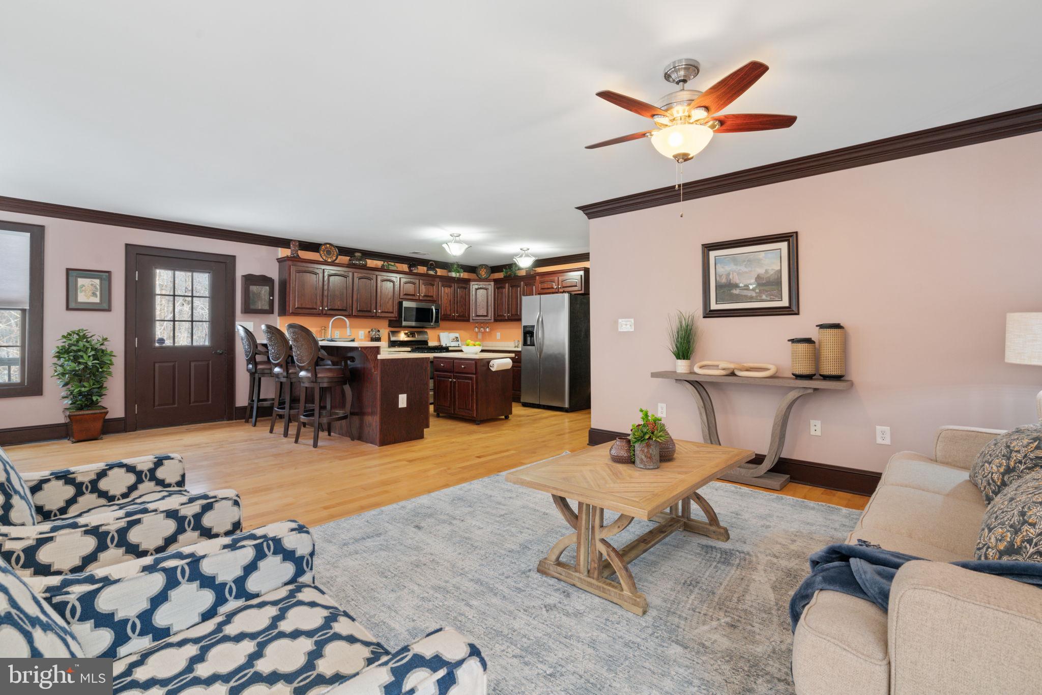 4257 Cabin Road Reva, VA 22735 - Photo 40 of 102 Upper level -1 bedroom apartment/living room
