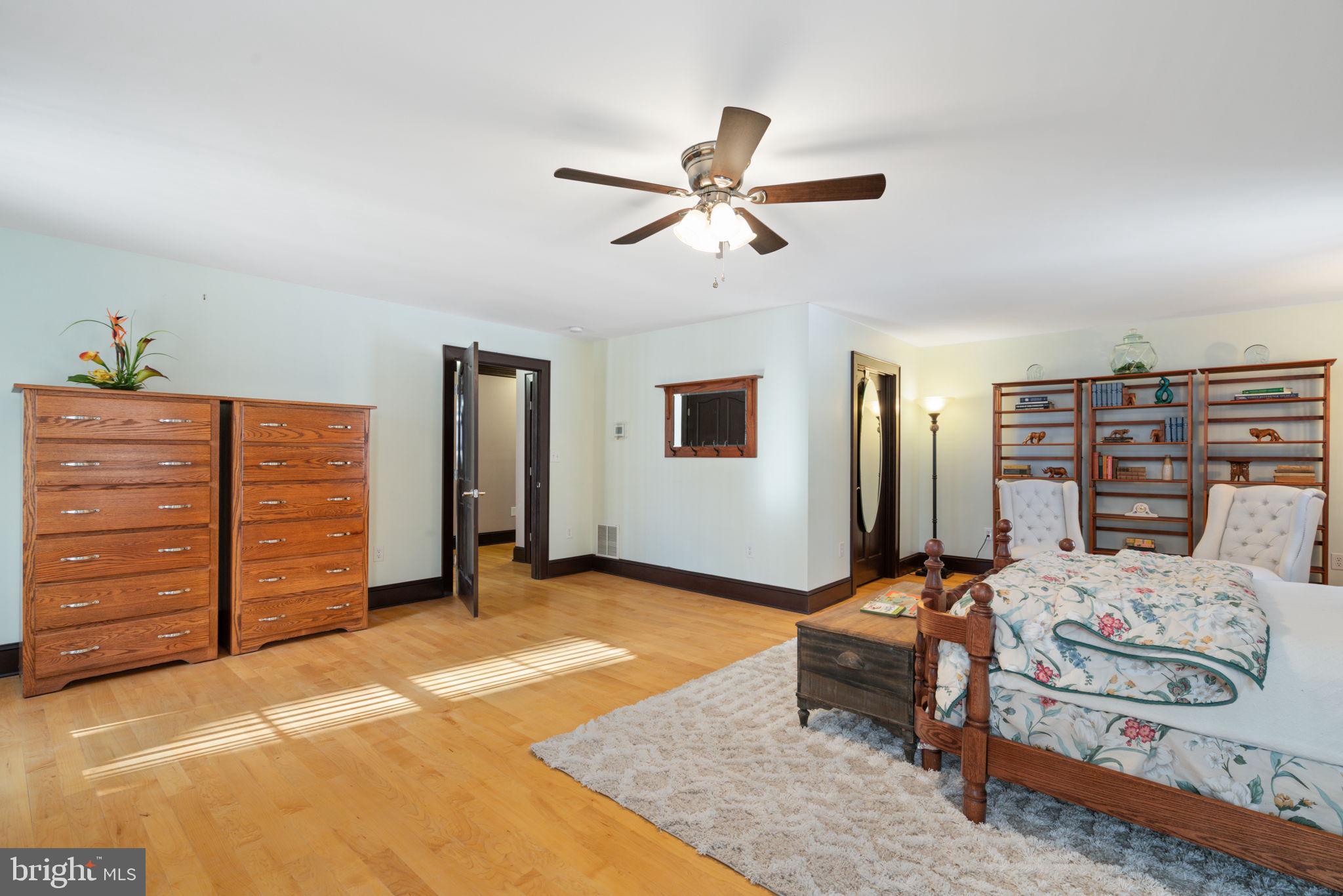 4257 Cabin Road Reva, VA 22735 - Photo 50 of 102 Huge bedroom in upper level -1 bedroom apartment