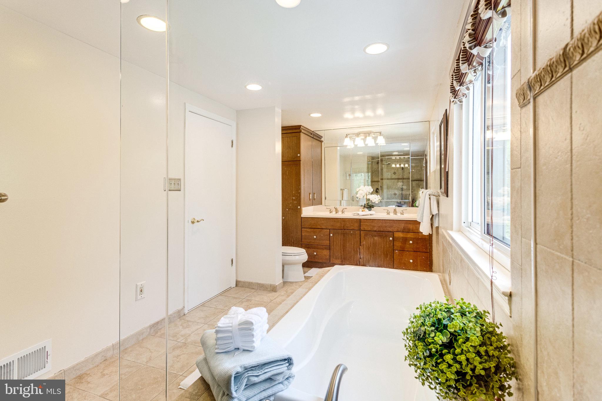 7006 Barnack Drive Springfield, VA 22152 - Photo 18 of 66