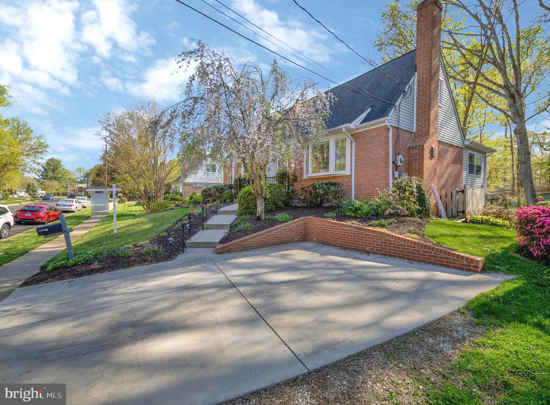 7006 Barnack Drive Springfield, VA 22152 - Photo 2 of 66