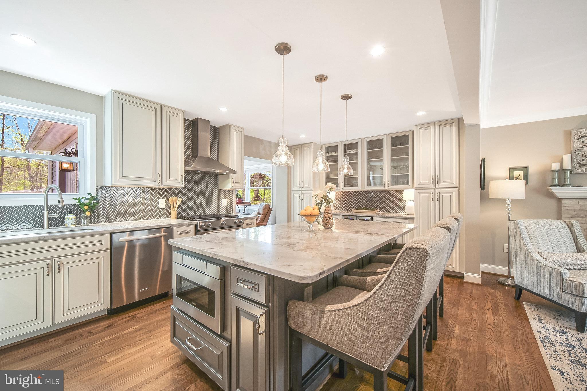 7006 Barnack Drive Springfield, VA 22152 - Photo 6 of 66 Gourmet Upscale Kitchen