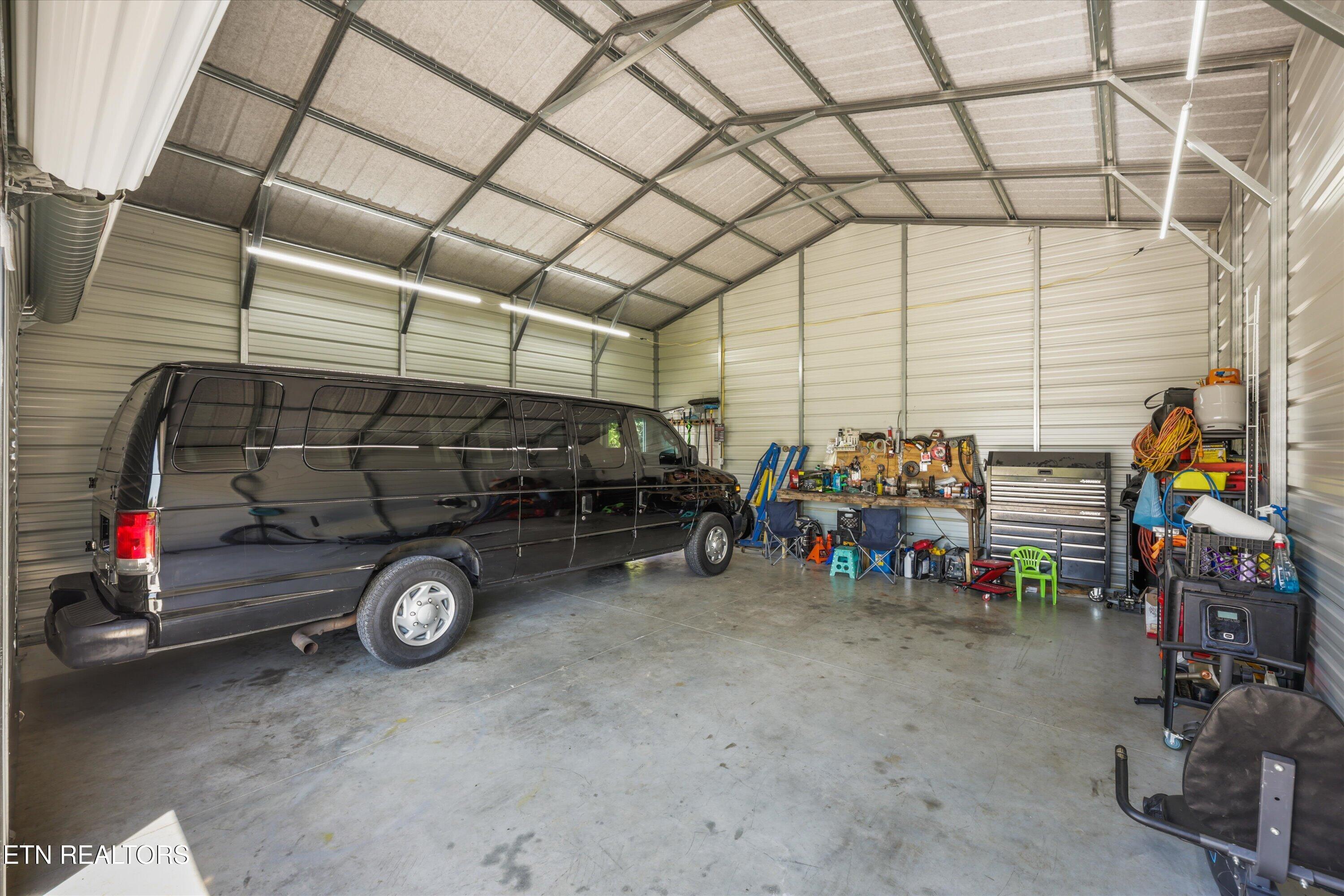 158 Frankfort Road Lancing, TN 37770 - Photo 39 of 46 39-158 Frankfort Rd46