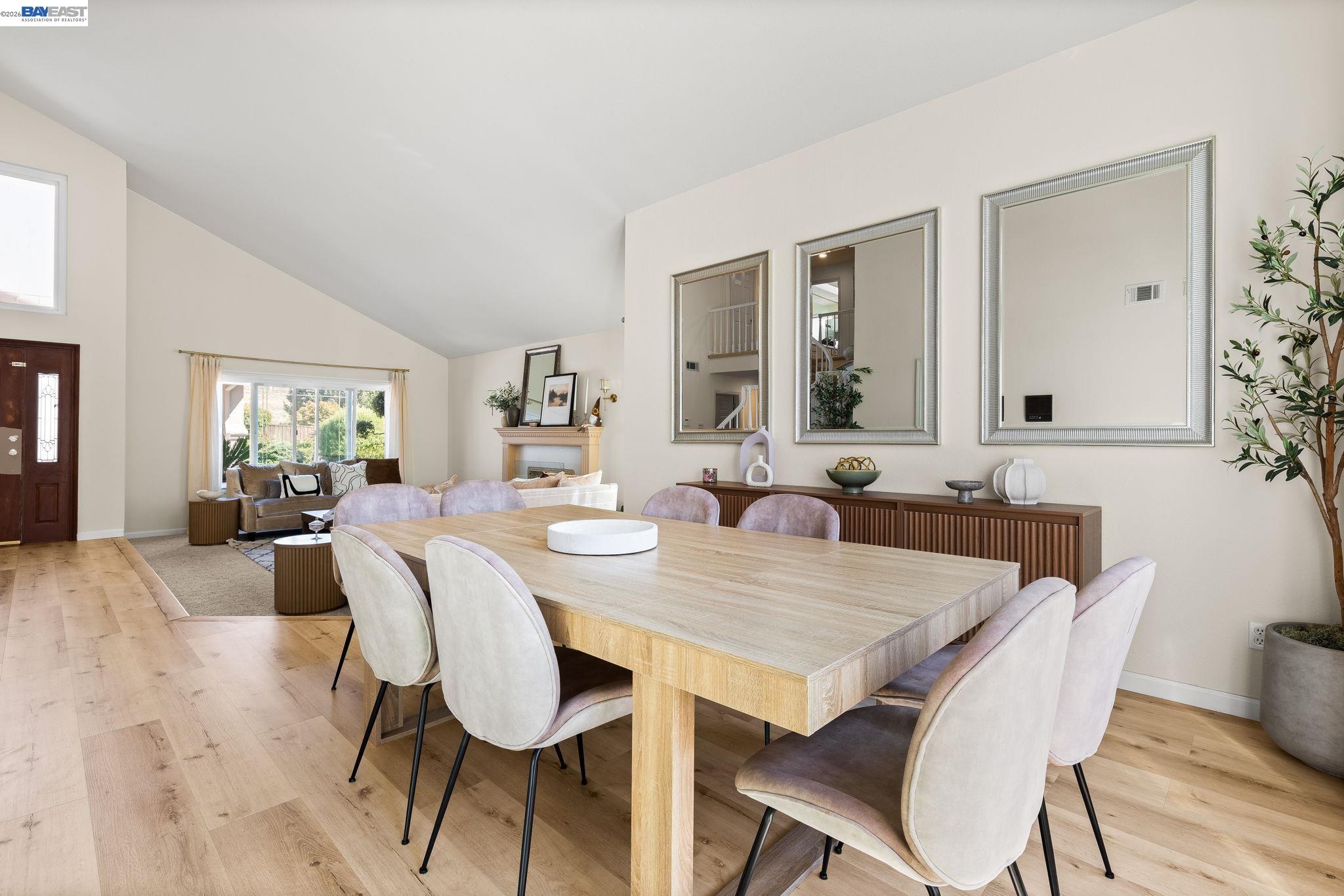 2170 Canyon Crest Avenue San Ramon, CA 94582 - Photo 5 of 32