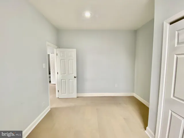 an empty room with window