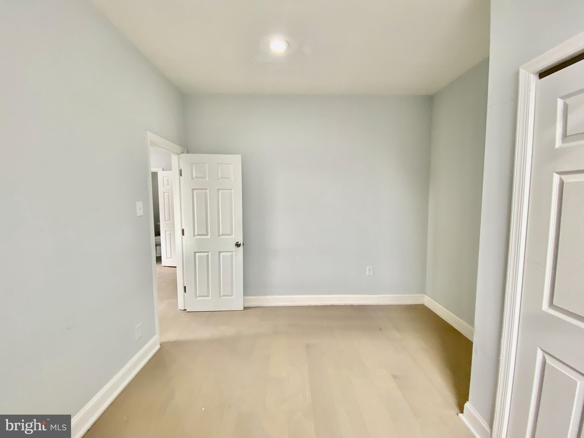 1247 Snyder Avenue Philadelphia, PA 19148 - Photo 25 of 28 wooden floor in an empty room