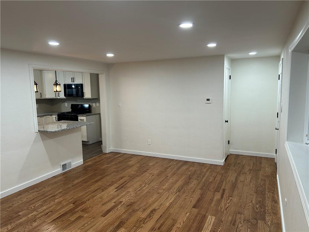 214 Barbara Drive McKees Rocks, PA 15136 - Photo 8 of 14